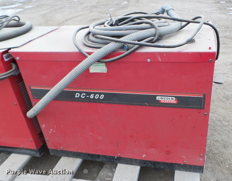 image for item EW9905 Lincoln DC-600 welder