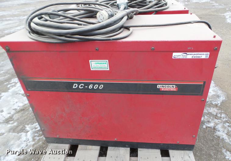image for item EW9907 Lincoln DC-600 welder