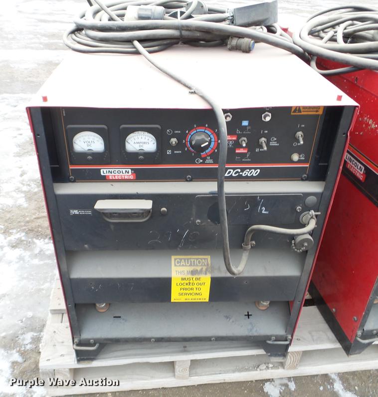 image for item EW9907 Lincoln DC-600 welder