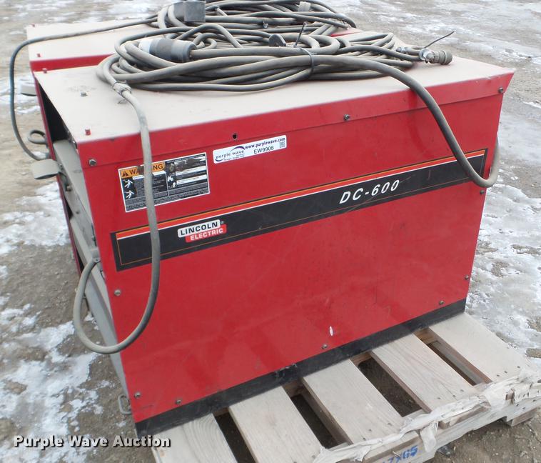 image for item EW9908 Lincoln DC-600 welder