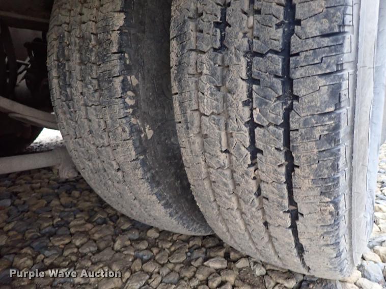 image for item FH9577 2000 Interstate 200TA equipment trailer