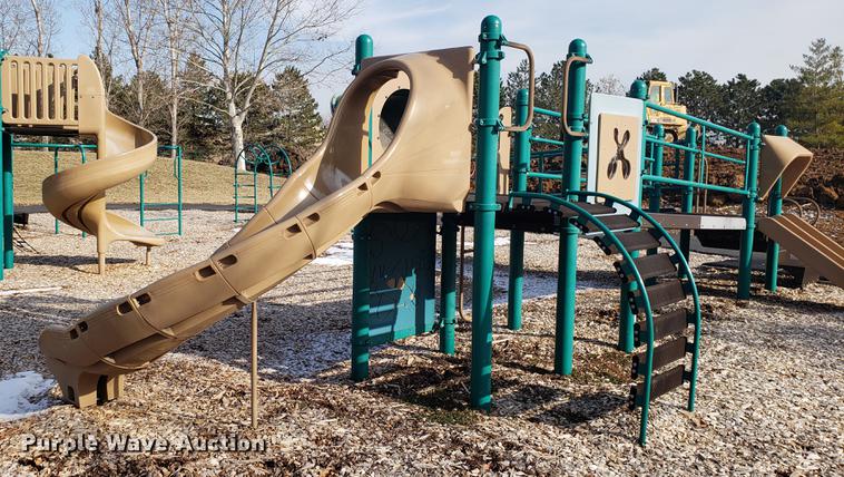 image for item AV9315 Playground equipment