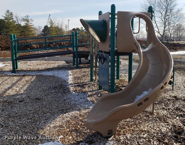 image for item AV9315 Playground equipment