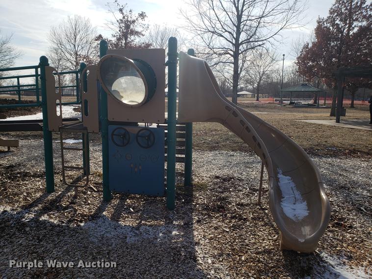 image for item AV9315 Playground equipment