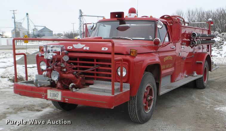 image for item DC1235 1974 Ford F700 fire truck