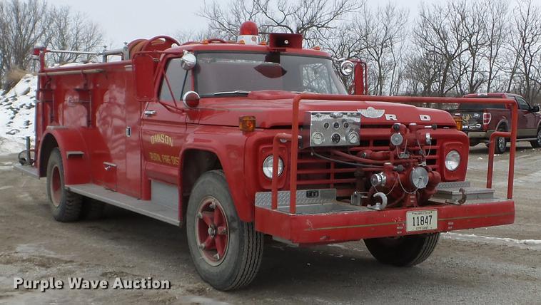 image for item DC1235 1974 Ford F700 fire truck