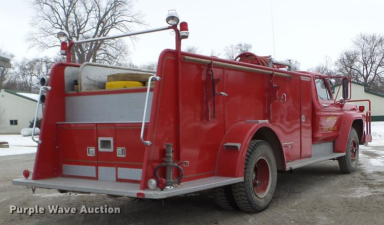 image for item DC1235 1974 Ford F700 fire truck