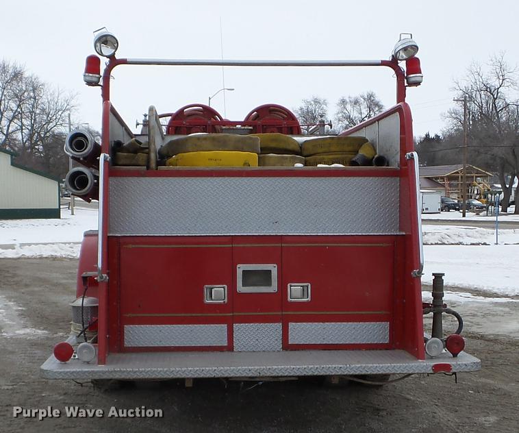 image for item DC1235 1974 Ford F700 fire truck