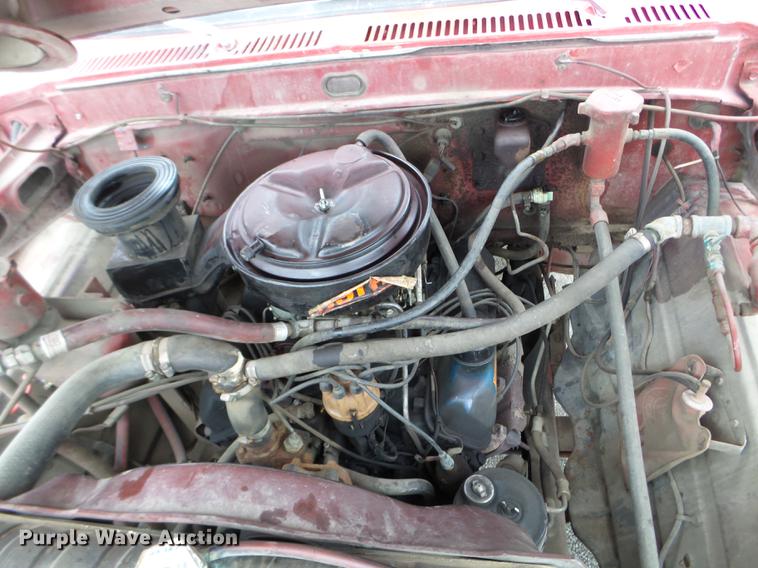 image for item DC1235 1974 Ford F700 fire truck