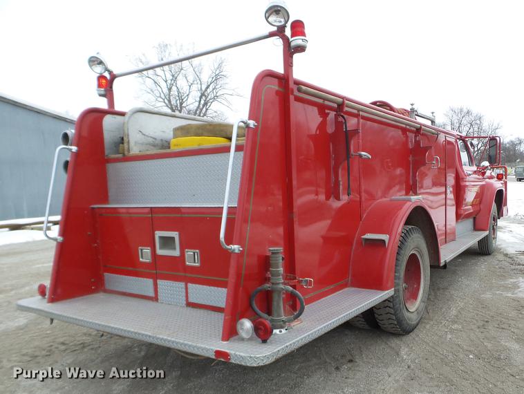 image for item DC1235 1974 Ford F700 fire truck