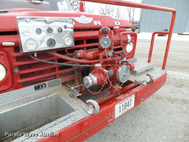 image for item DC1235 1974 Ford F700 fire truck