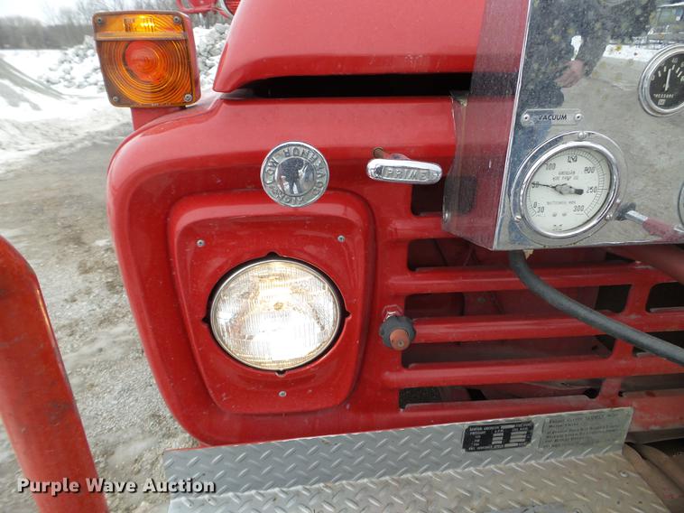 image for item DC1235 1974 Ford F700 fire truck