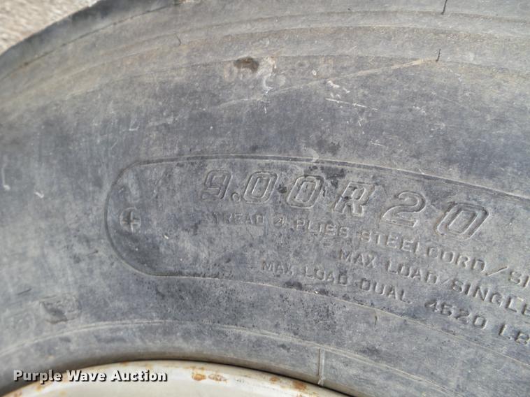 image for item DC1235 1974 Ford F700 fire truck