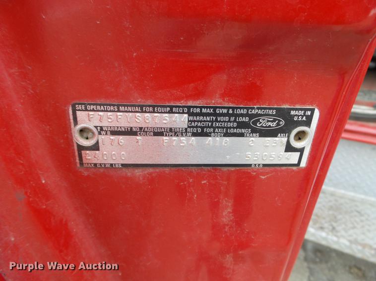 image for item DC1235 1974 Ford F700 fire truck