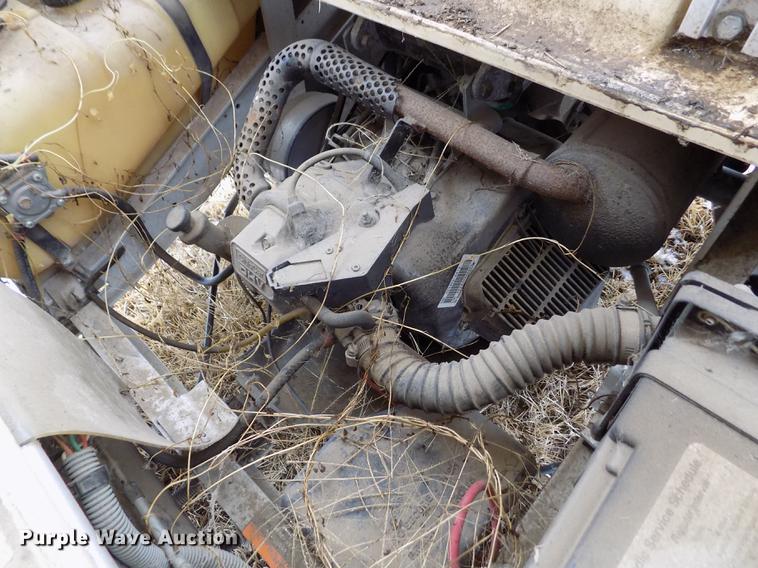 image for item DE0439 Club Car golf cart