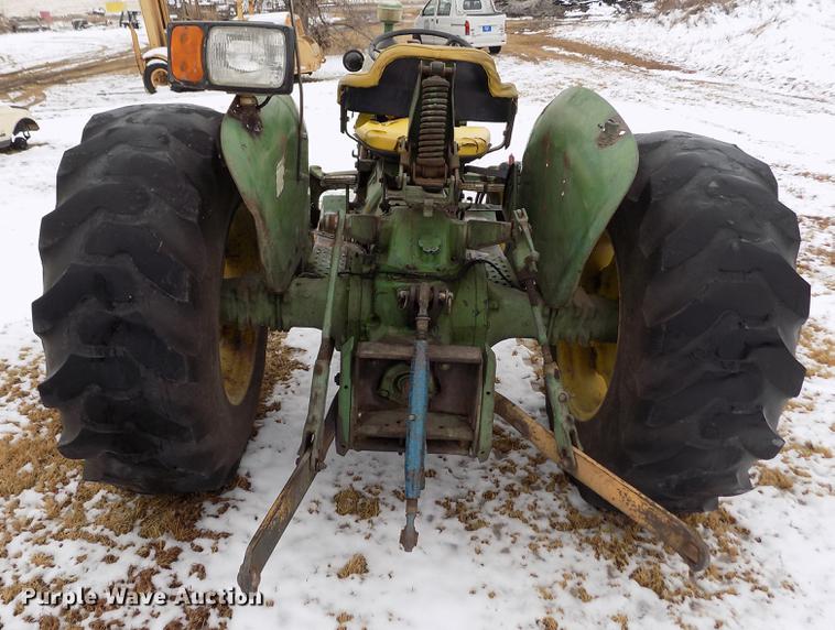 image for item DE0440 John Deere 1020 tractor