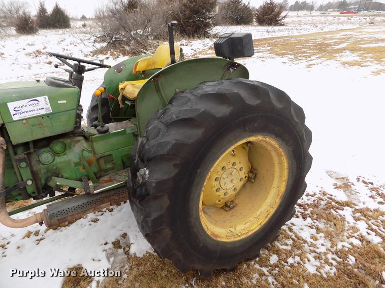 image for item DE0440 John Deere 1020 tractor