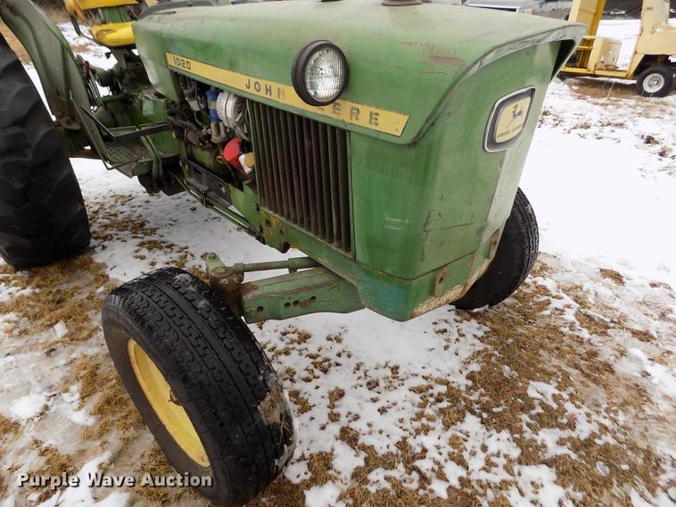 image for item DE0440 John Deere 1020 tractor