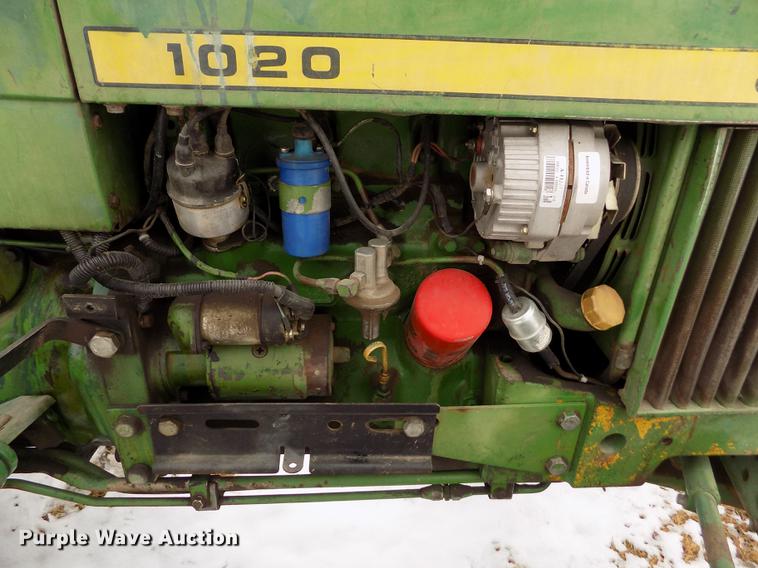 image for item DE0440 John Deere 1020 tractor