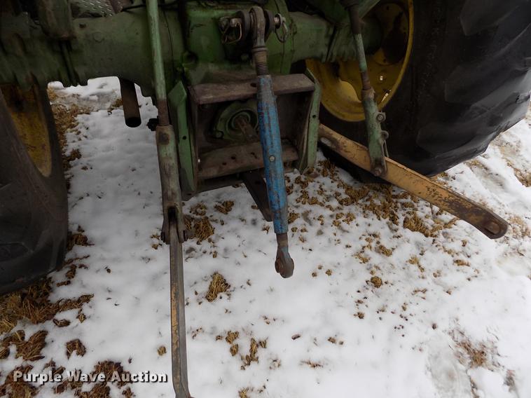 image for item DE0440 John Deere 1020 tractor