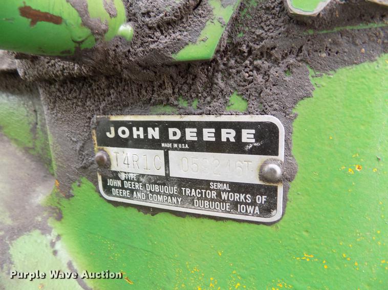 image for item DE0440 John Deere 1020 tractor