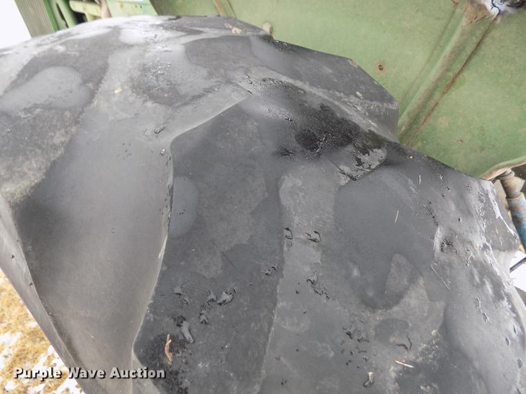 image for item DE0440 John Deere 1020 tractor