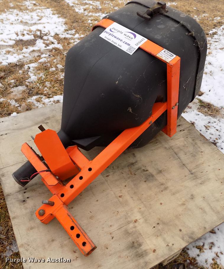 image for item DE0443 Buyers TGSUV1B spreader