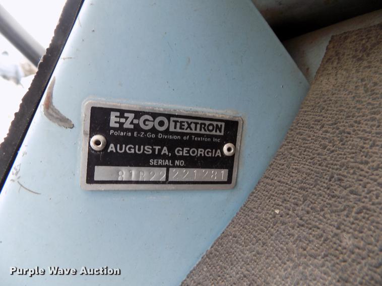 image for item DE0445 Ez-go golf cart