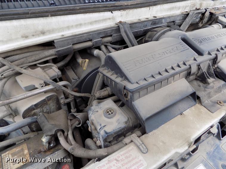 image for item DE0447 1995 Ford Econoline E350 ambulance