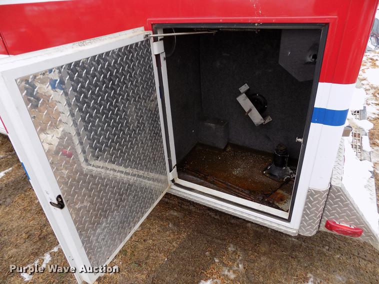 image for item DE0447 1995 Ford Econoline E350 ambulance