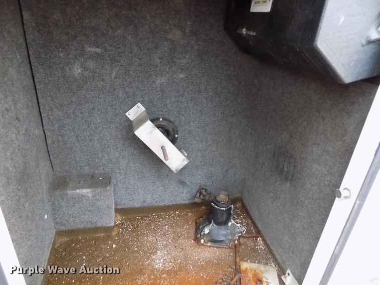 image for item DE0447 1995 Ford Econoline E350 ambulance