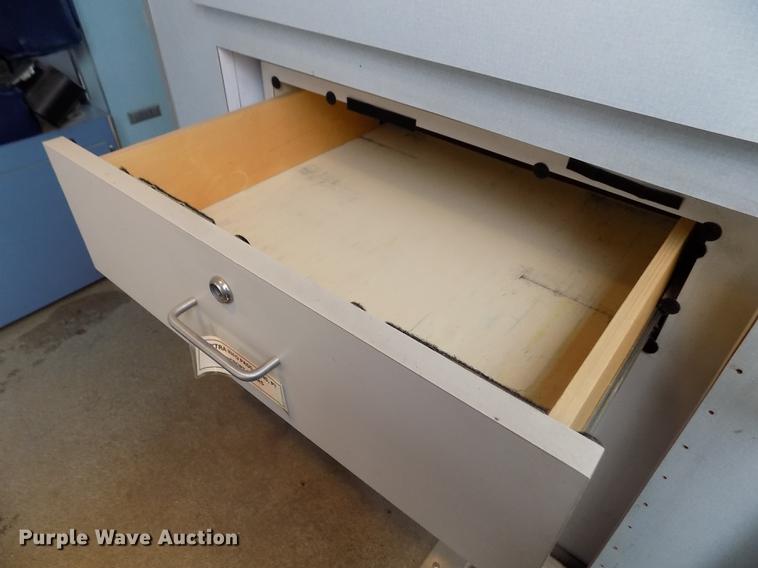 image for item DE0447 1995 Ford Econoline E350 ambulance