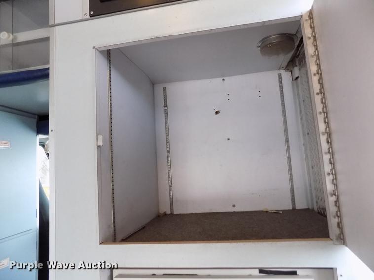 image for item DE0447 1995 Ford Econoline E350 ambulance