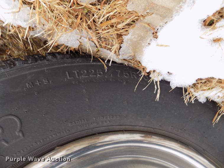 image for item DE0447 1995 Ford Econoline E350 ambulance