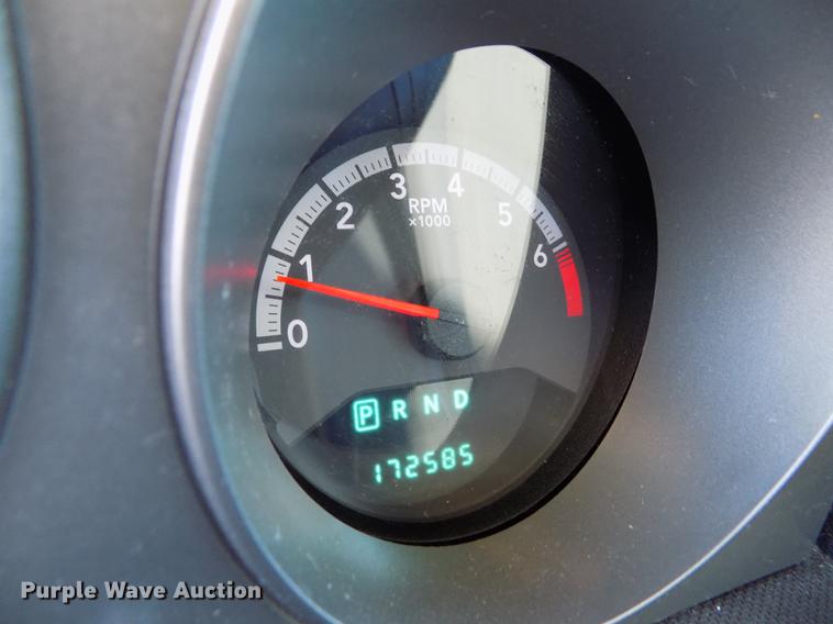 image for item DE0453 2010 Dodge Avenger SXT