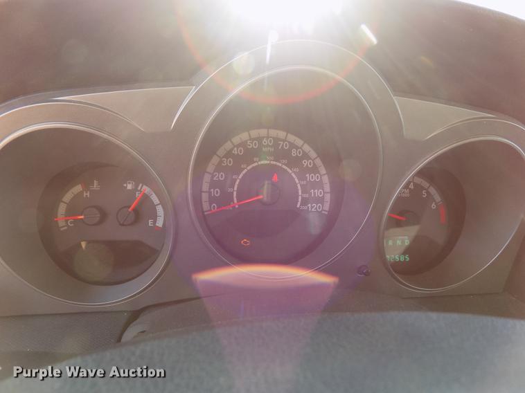 image for item DE0453 2010 Dodge Avenger SXT