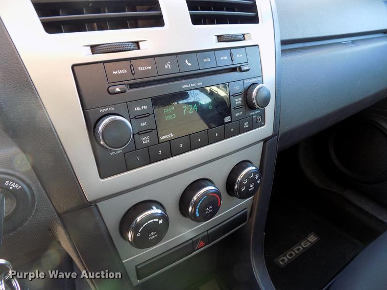 image for item DE0453 2010 Dodge Avenger SXT