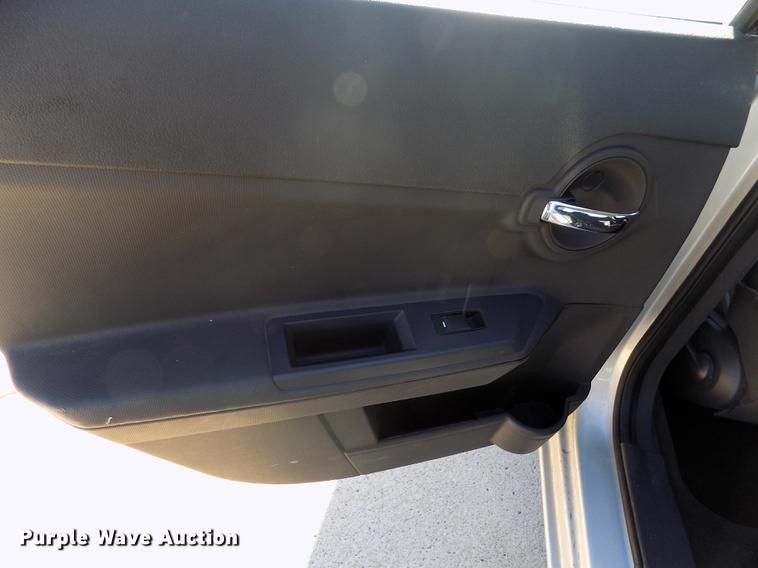 image for item DE0453 2010 Dodge Avenger SXT