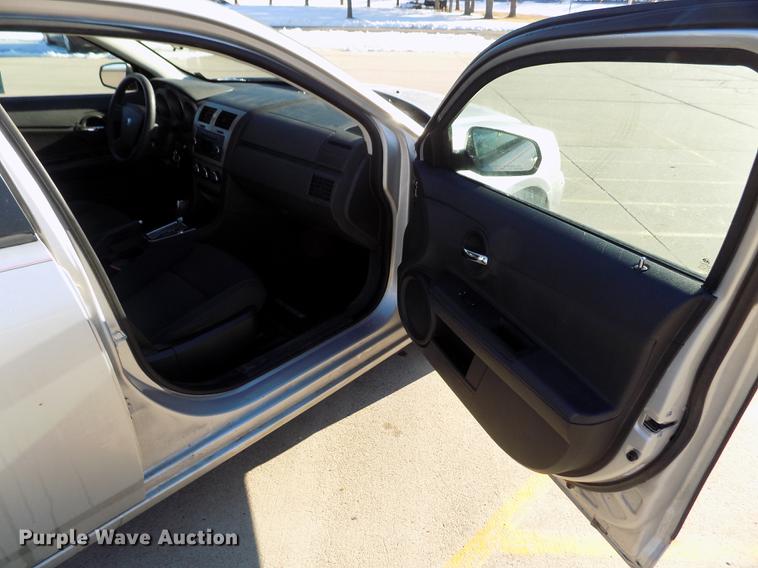 image for item DE0453 2010 Dodge Avenger SXT