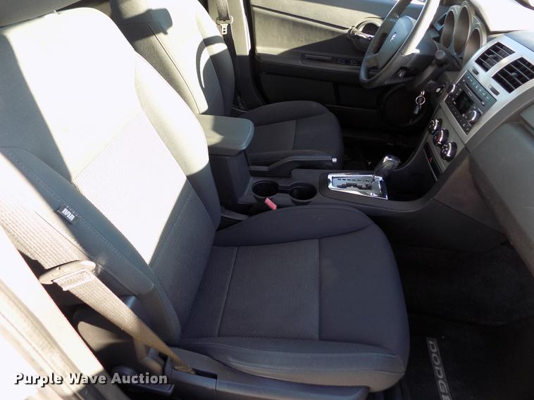 image for item DE0453 2010 Dodge Avenger SXT