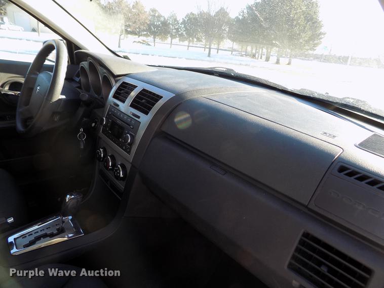 image for item DE0453 2010 Dodge Avenger SXT