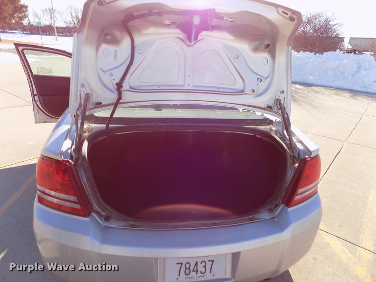 image for item DE0453 2010 Dodge Avenger SXT