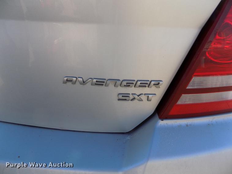 image for item DE0453 2010 Dodge Avenger SXT