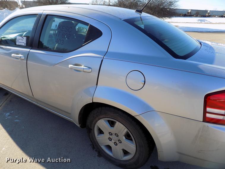 image for item DE0453 2010 Dodge Avenger SXT