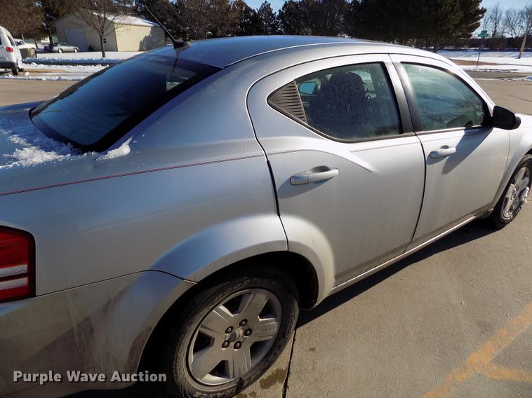 image for item DE0453 2010 Dodge Avenger SXT