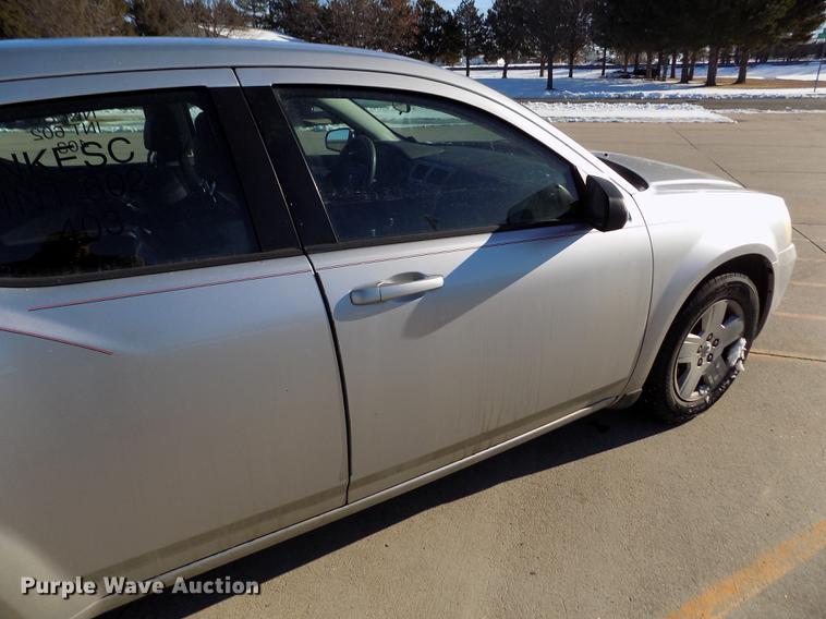 image for item DE0453 2010 Dodge Avenger SXT