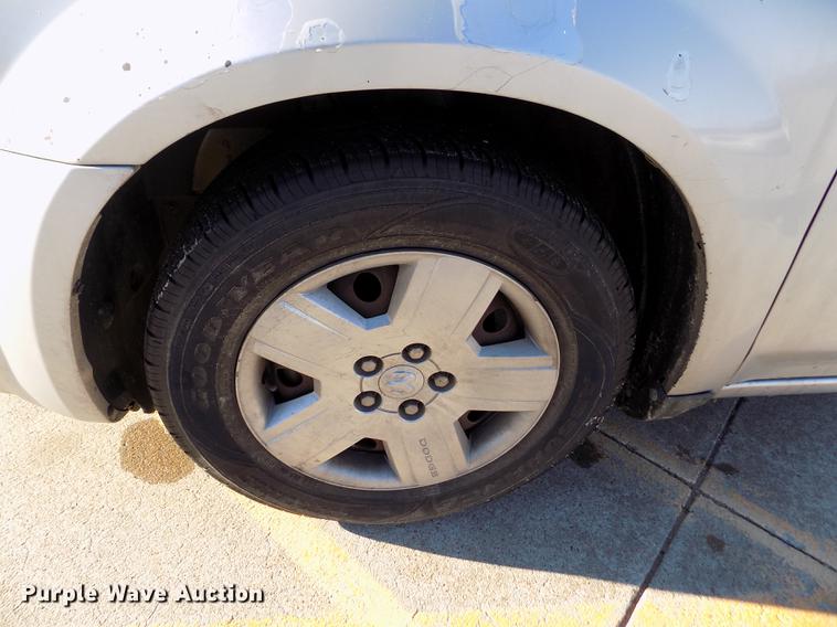 image for item DE0453 2010 Dodge Avenger SXT