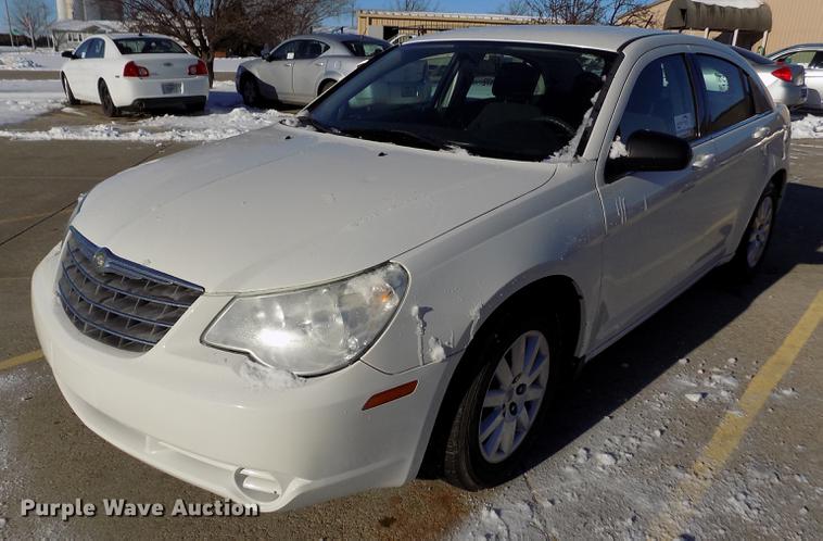 image for item DE0454 2010 Chrysler Sebring Touring