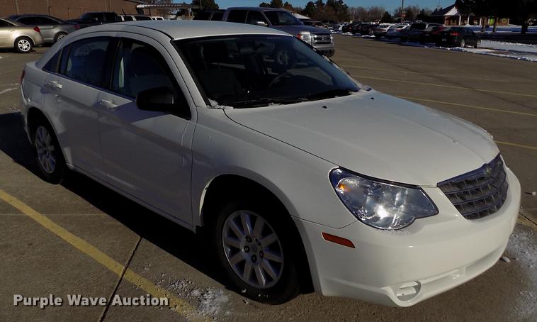 image for item DE0454 2010 Chrysler Sebring Touring