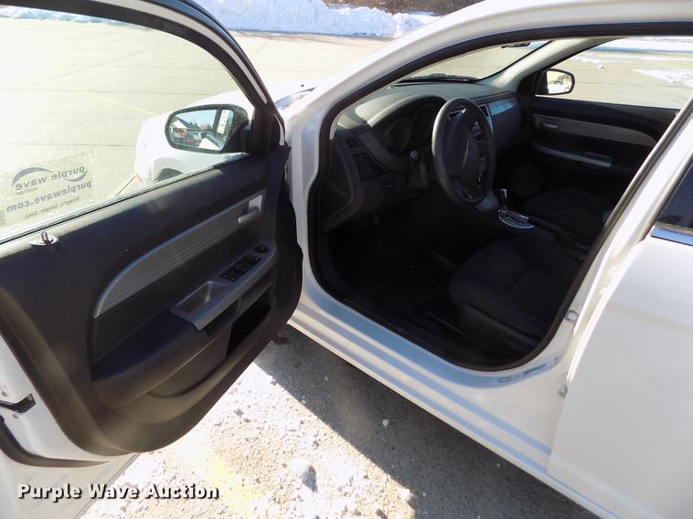 image for item DE0454 2010 Chrysler Sebring Touring